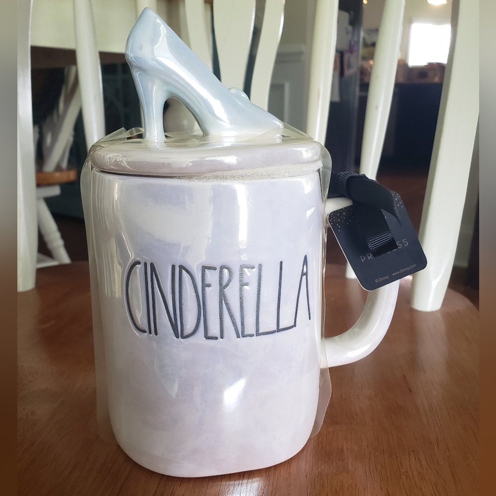NEW Cinderella Glass Slipper MUG and  Lid Rae Dunn NWT